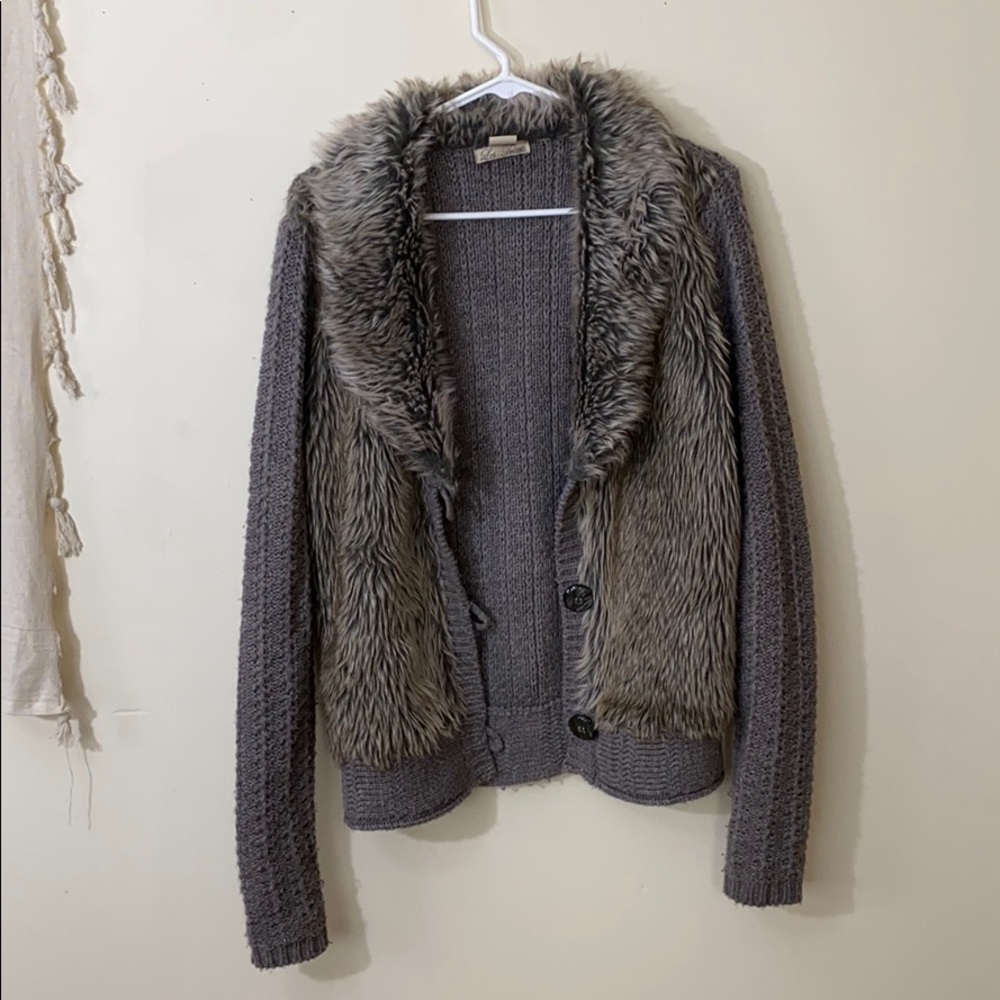 Faux fur gray knit button up cardigan sweater XL
